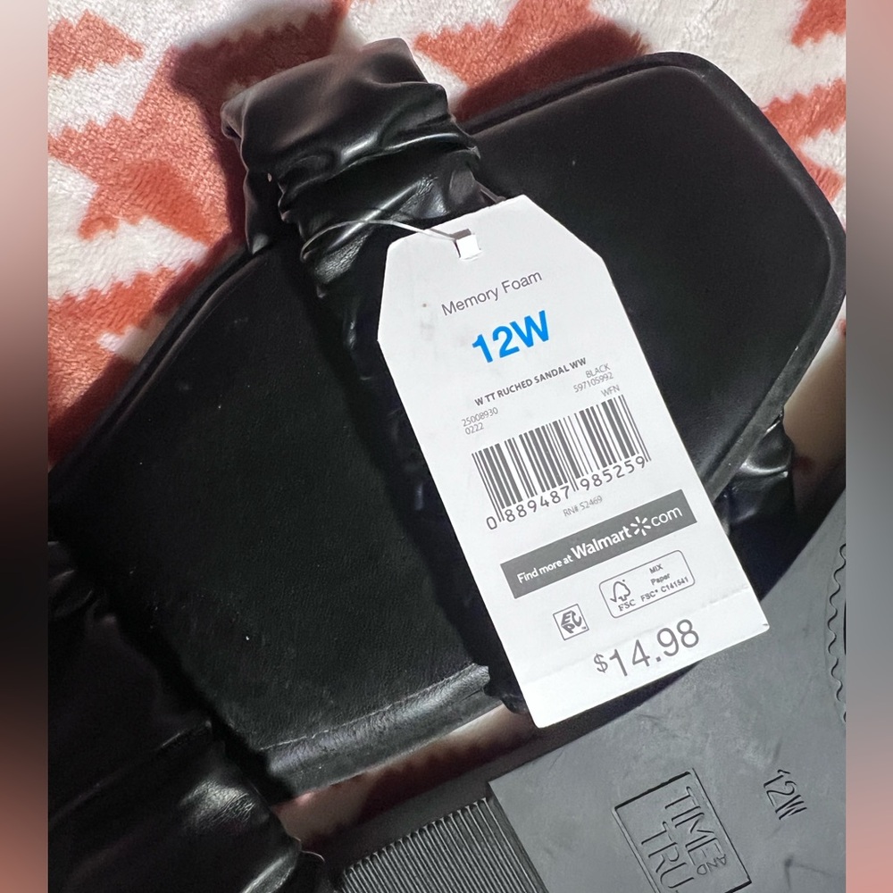 Women’s sandles